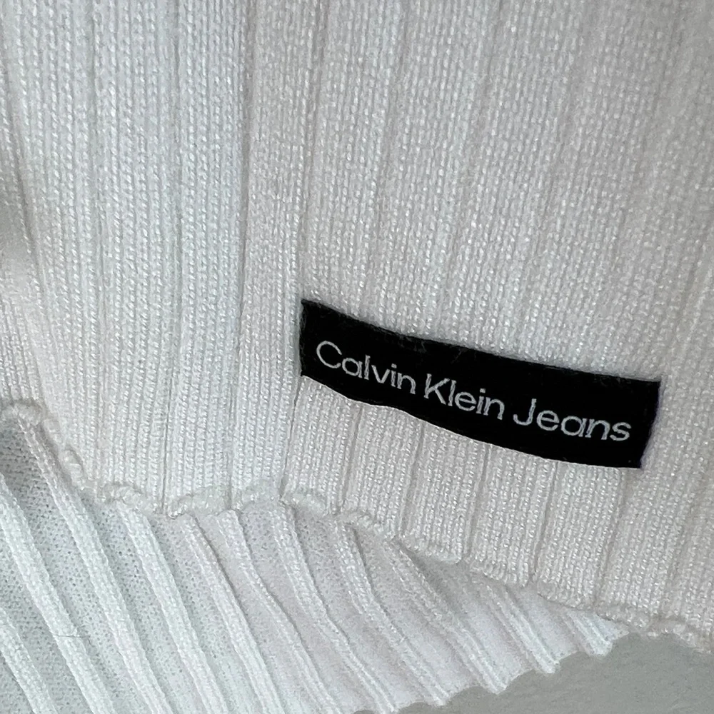 Calvin Klein Women's Ivory Ribbed Blouse - Picture 4 of 6